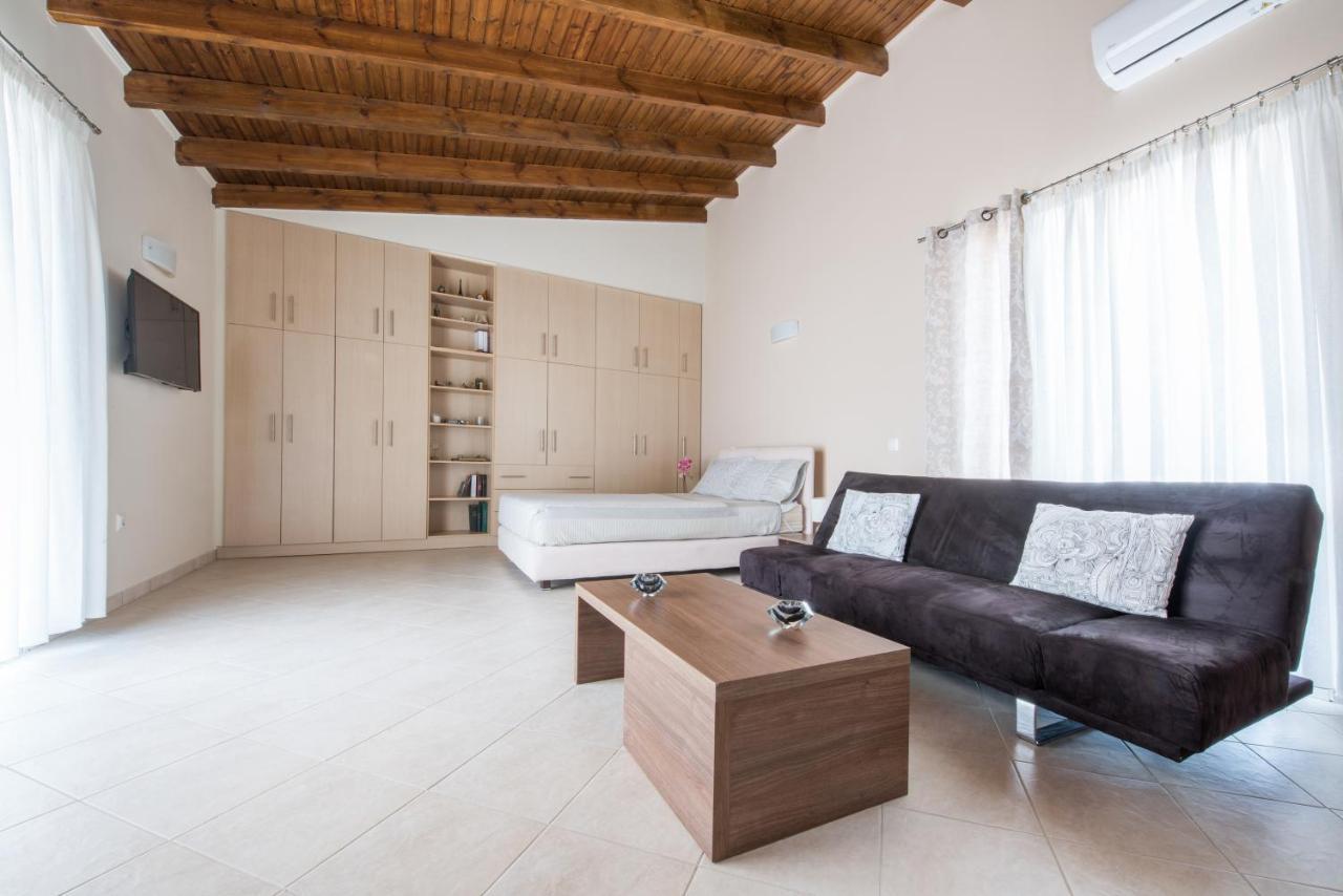 Top Floor Modern Studio In Central Koropi Apartment Екстериор снимка